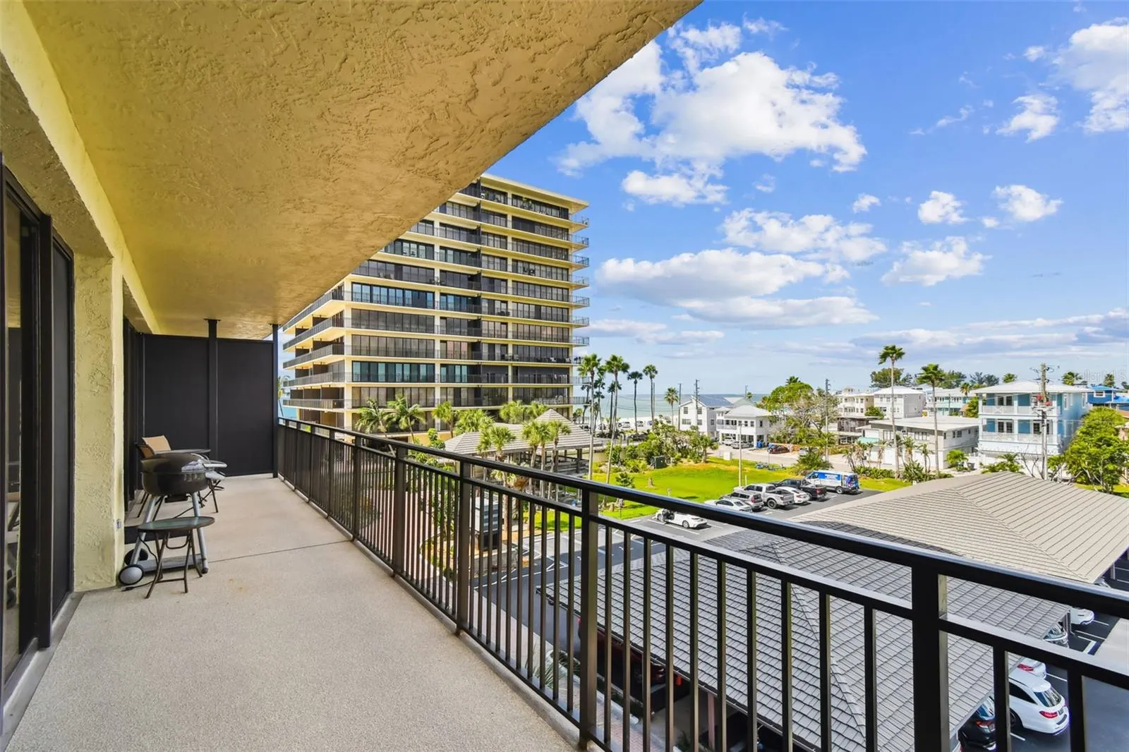 7600 BAYSHORE DR #307, #307