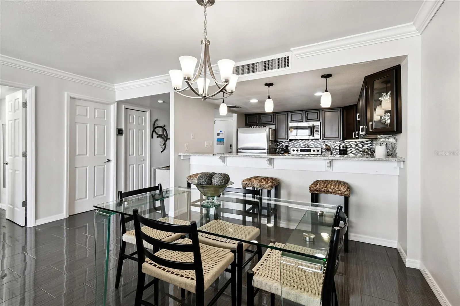 7600 BAYSHORE DR #307, #307