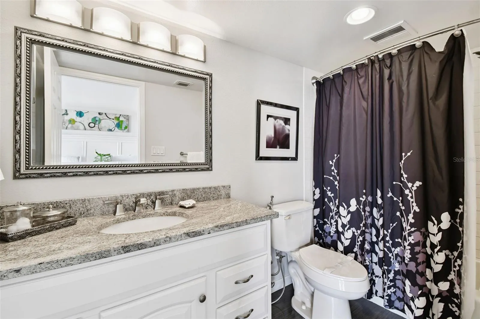 7600 BAYSHORE DR #307, #307