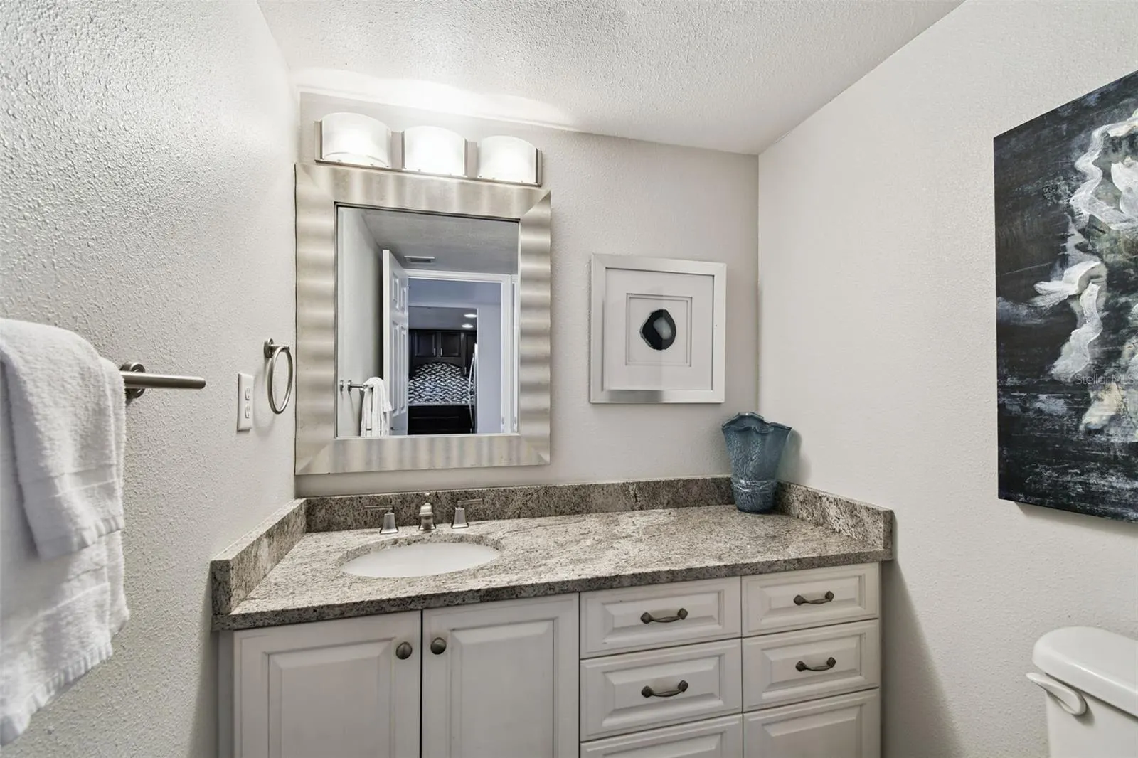 7600 BAYSHORE DR #307, #307