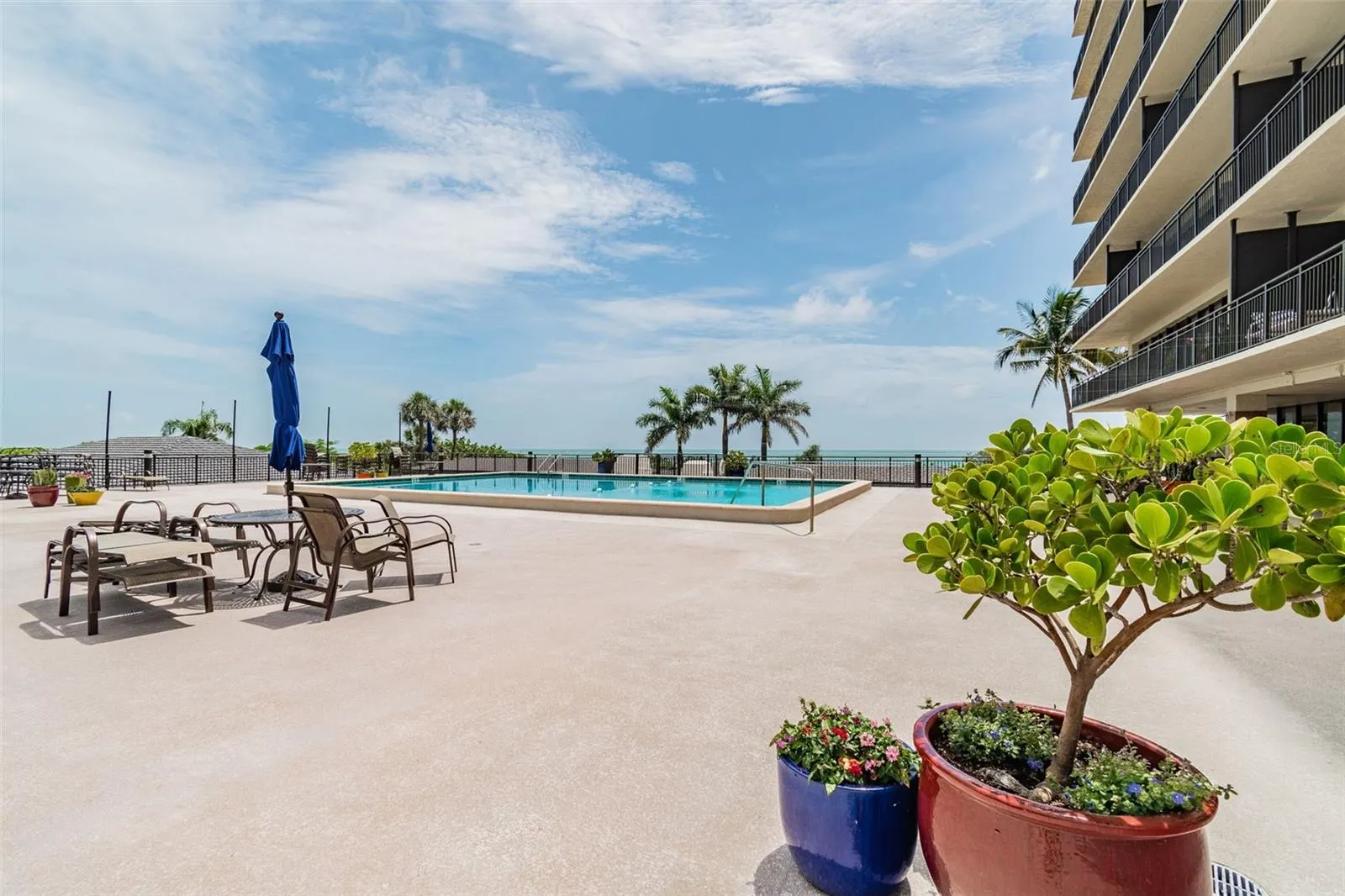 7600 BAYSHORE DR #307, #307