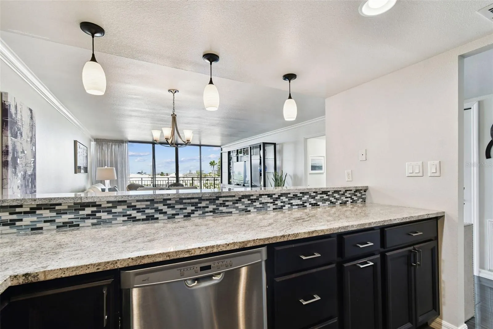 7600 BAYSHORE DR #307, #307