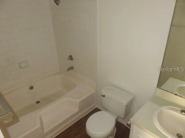 4115 CHATHAM OAK CT #211, #211