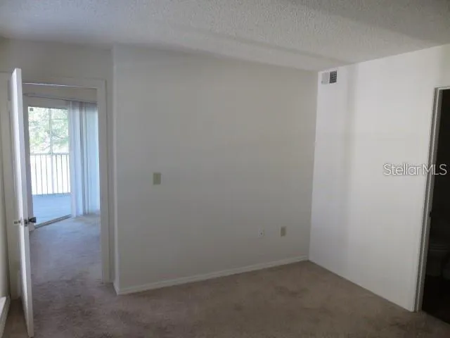 4115 CHATHAM OAK CT #211, #211