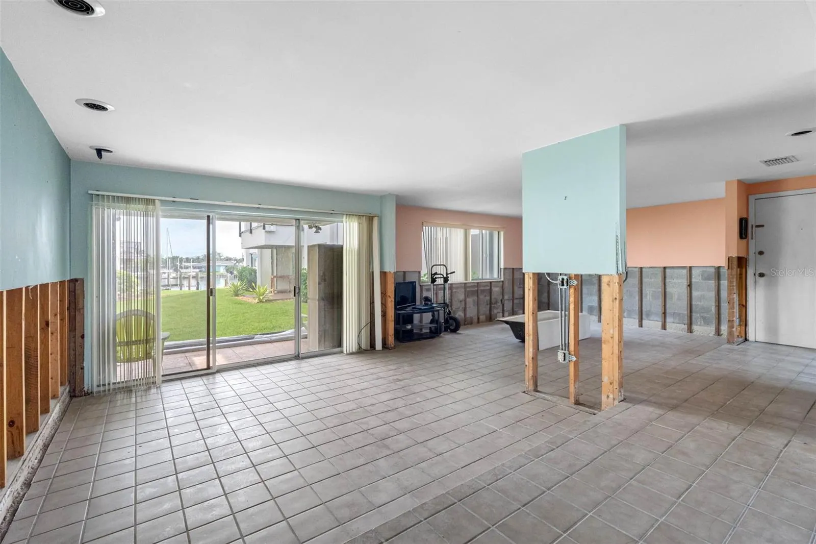 311 ISLAND WAY #104, #104