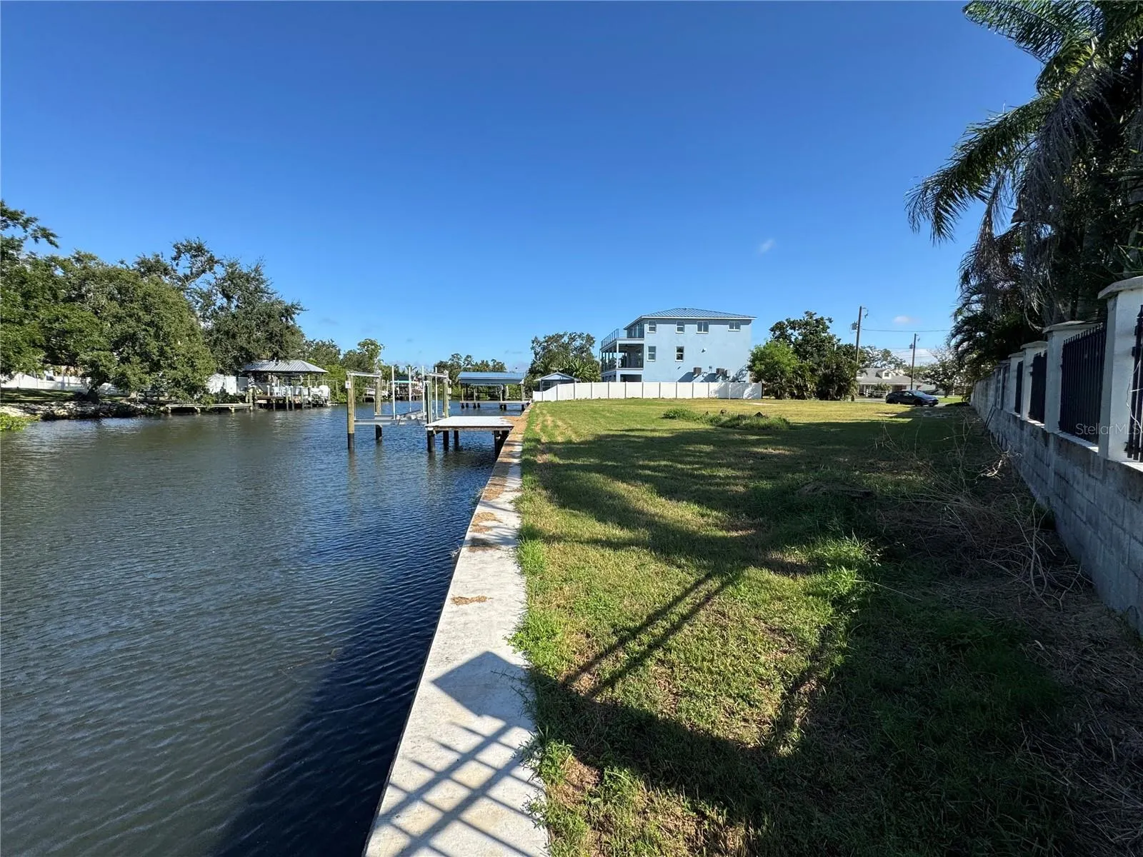 8719 DRIFTWOOD DR