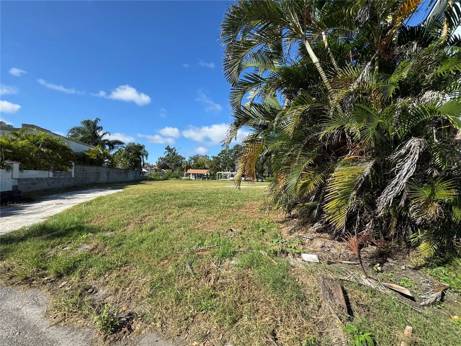 8719 DRIFTWOOD DR