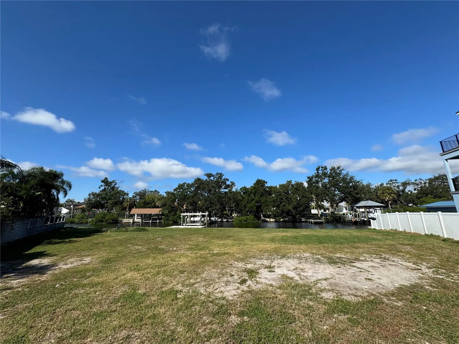 8719 DRIFTWOOD DR