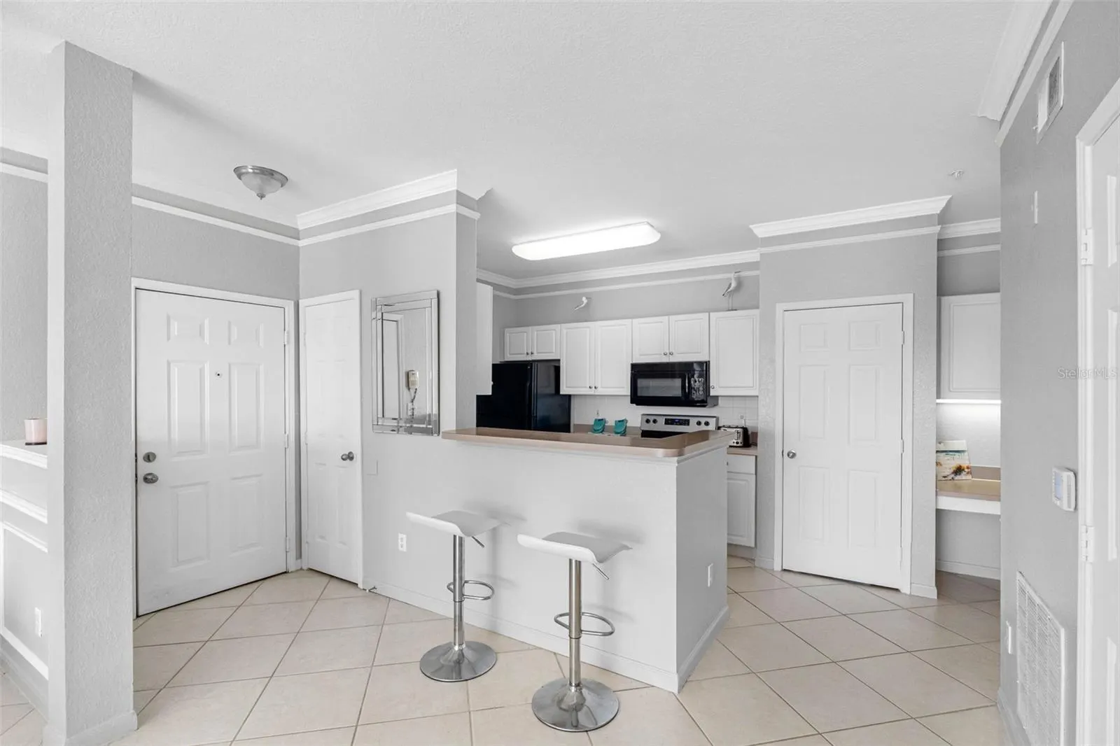 4343 BAYSIDE VILLAGE DR #104, #104