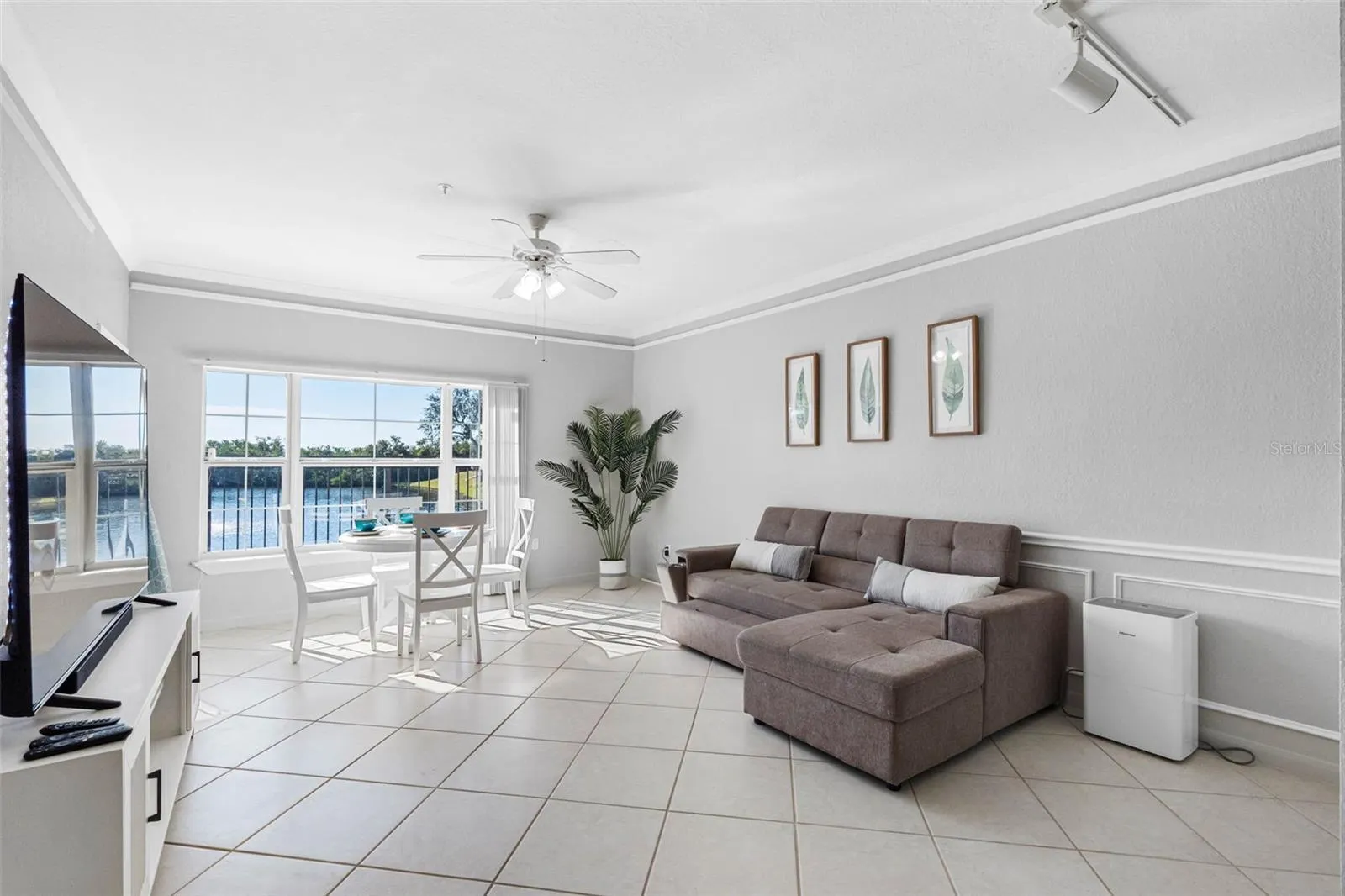 4343 BAYSIDE VILLAGE DR #104, #104