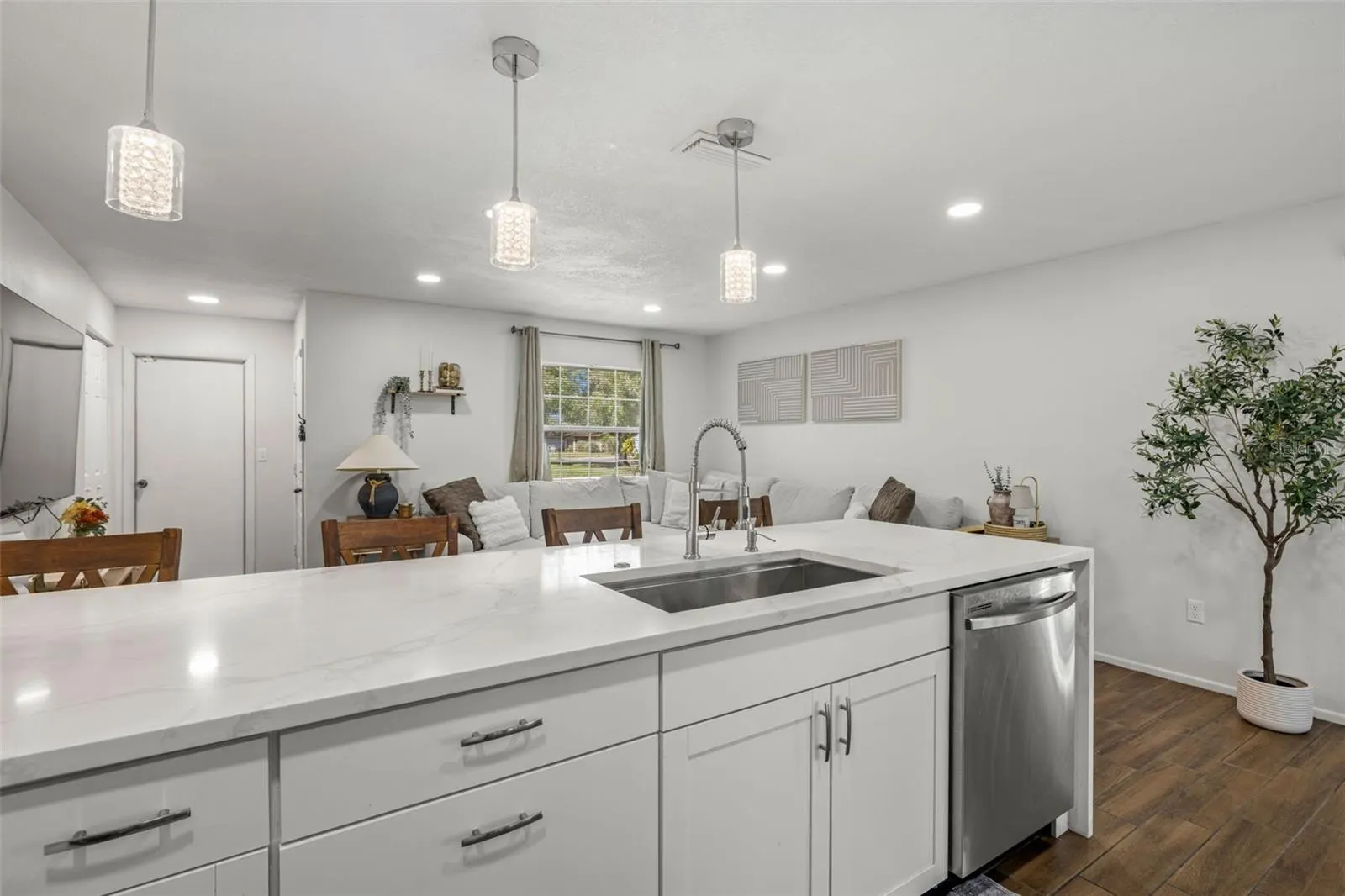 14002 ARBOR KNOLL CIR