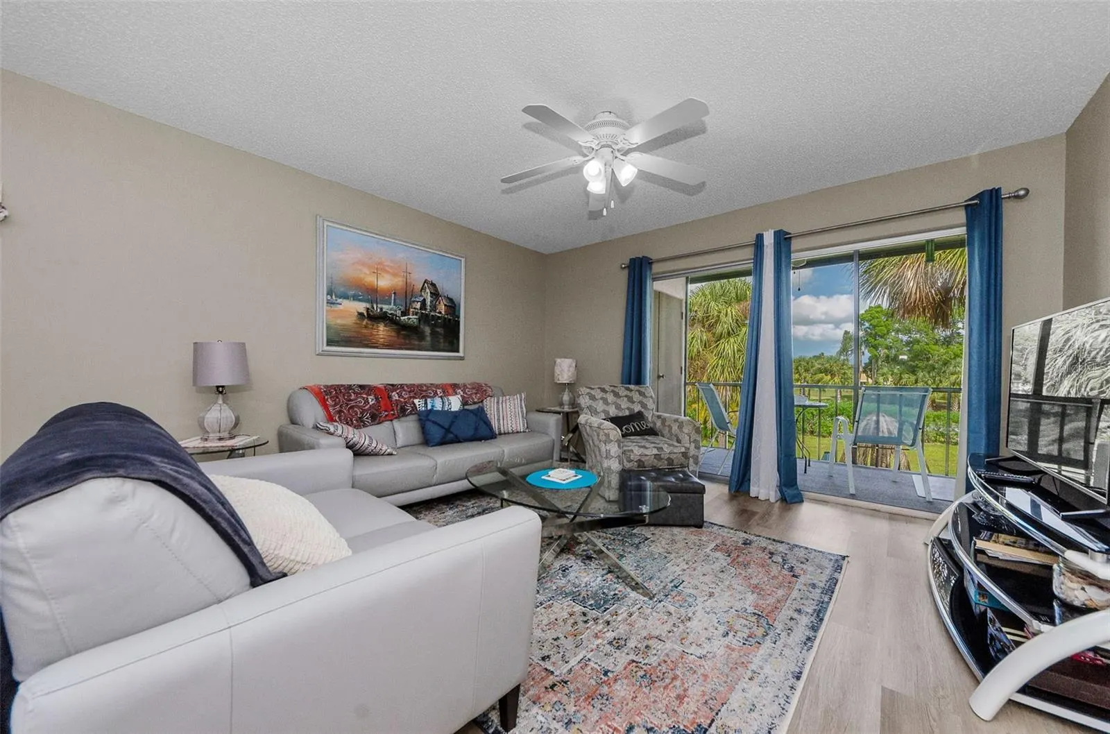 146 CYPRESS LN