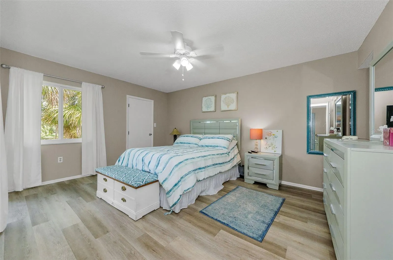 146 CYPRESS LN