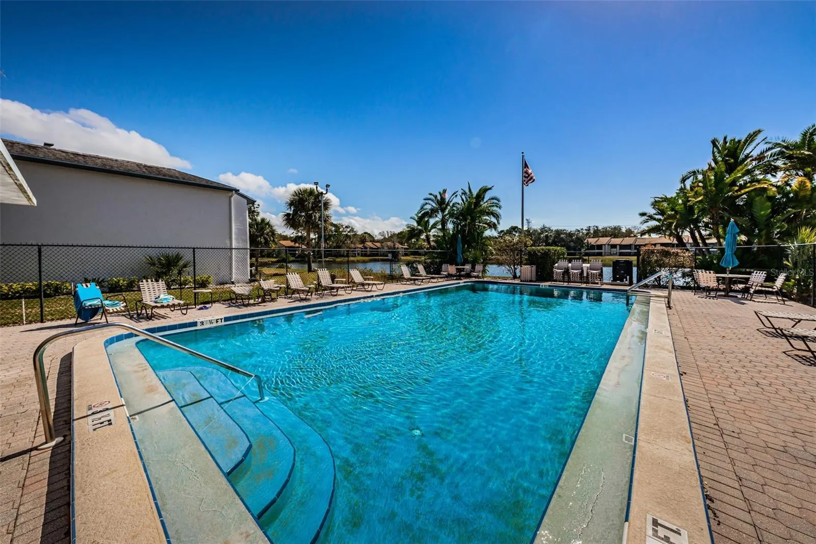 146 CYPRESS LN