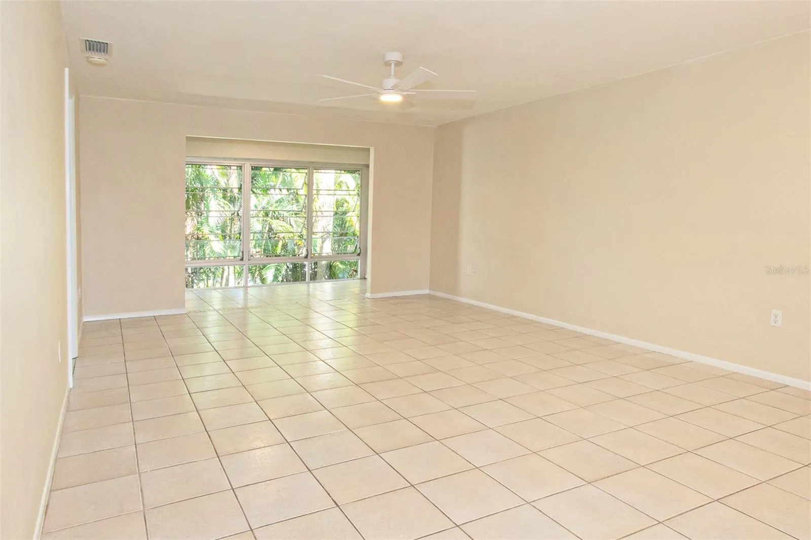 1433 S BELCHER RD #F11, #F11