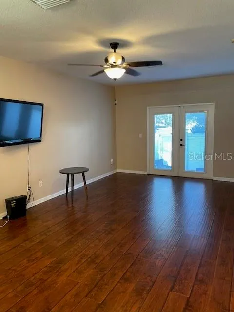 4930 ELIZABETH ANNE CIR