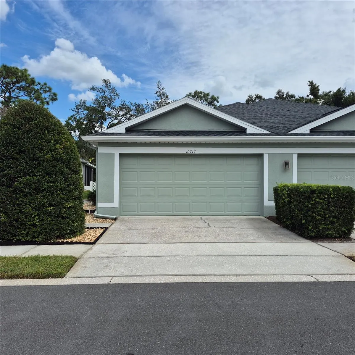 10717 ASHFORD OAKS DR