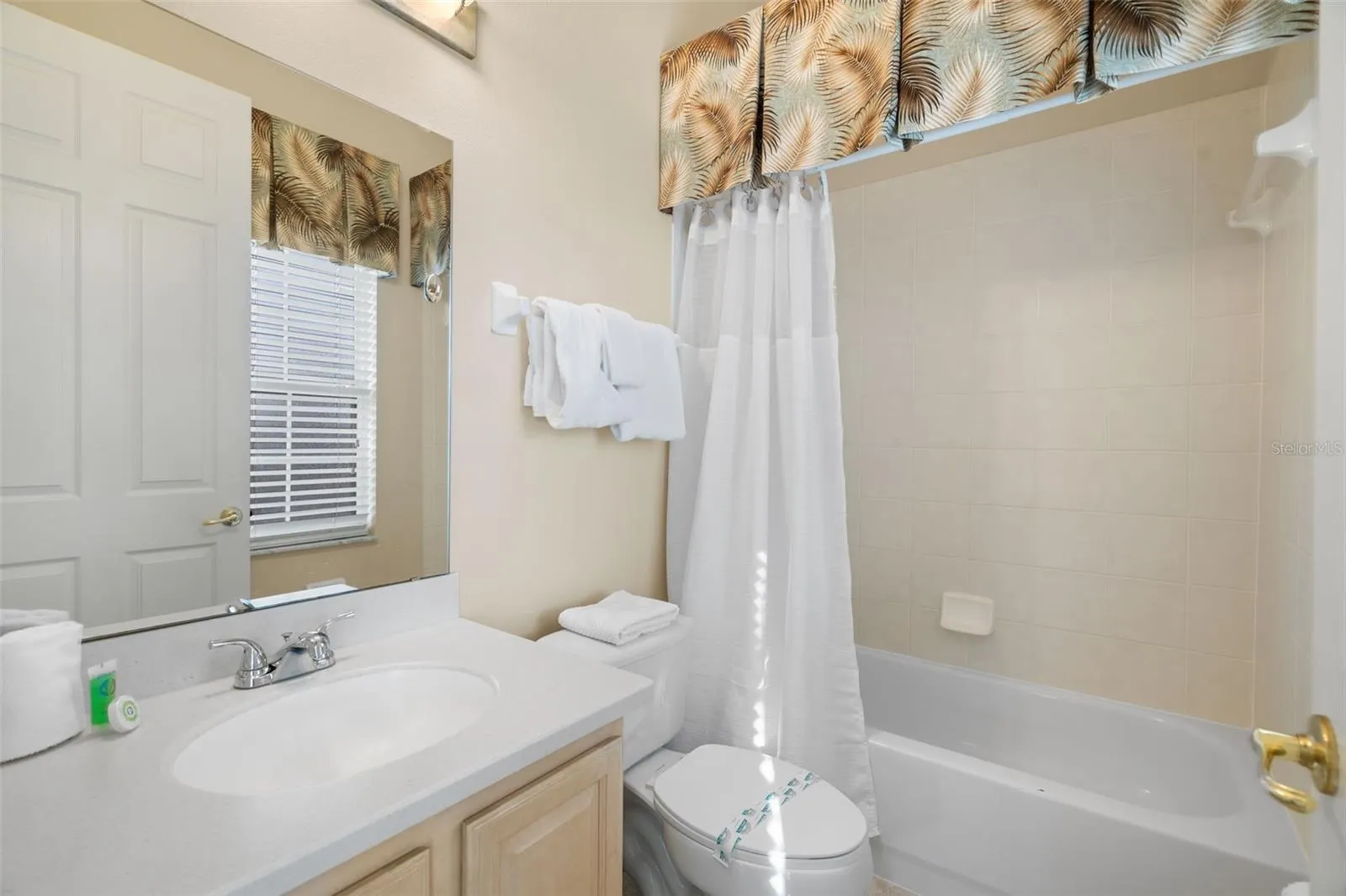 7939 SEA PEARL CIR
