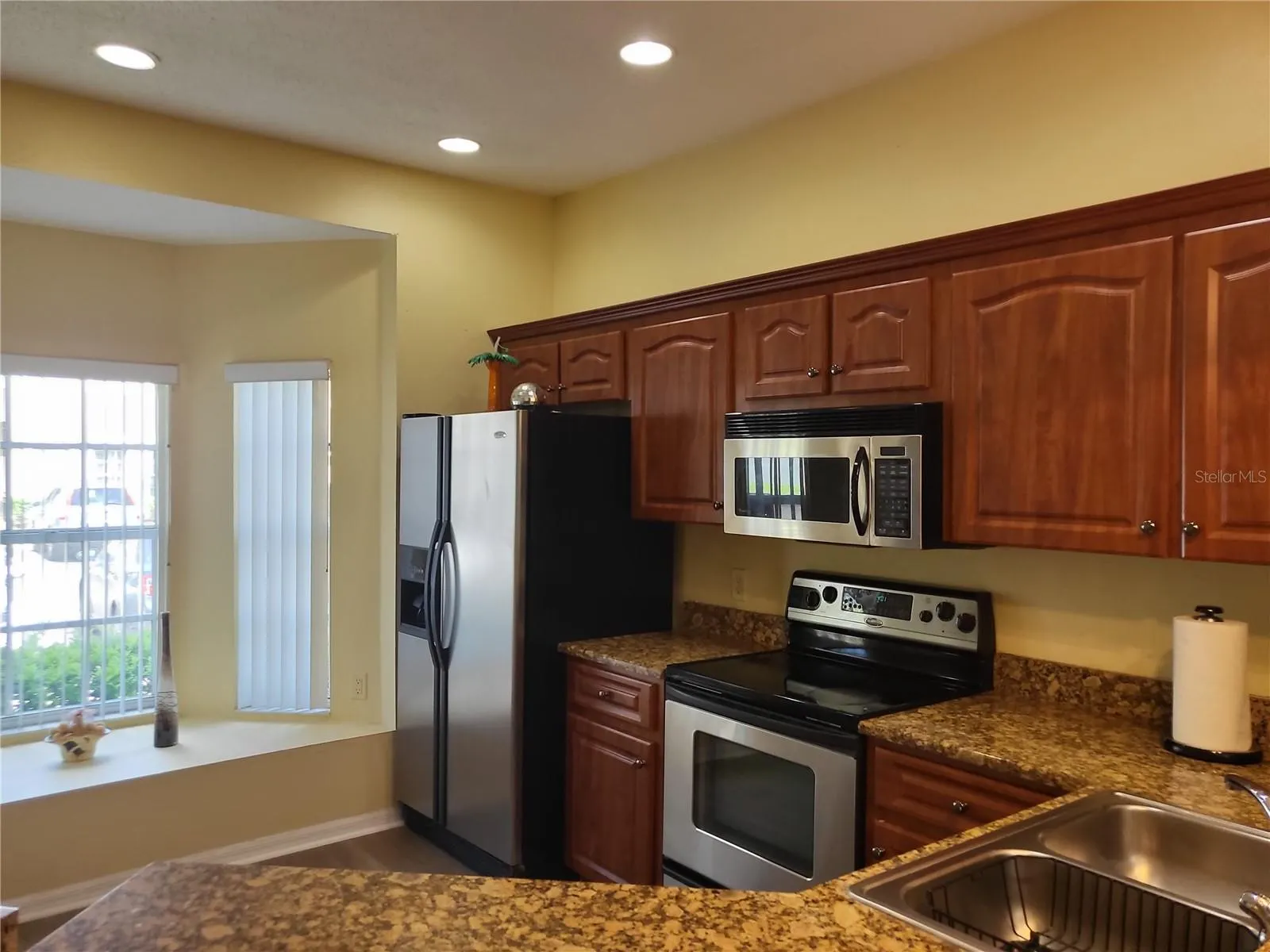 10106 BELLEVILLE PL