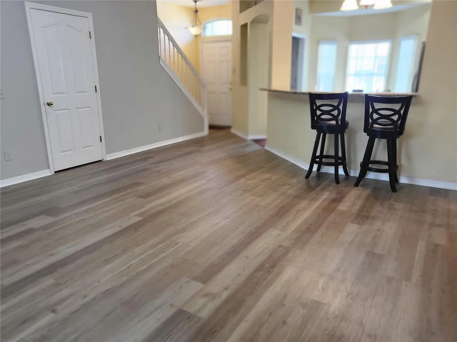 10106 BELLEVILLE PL