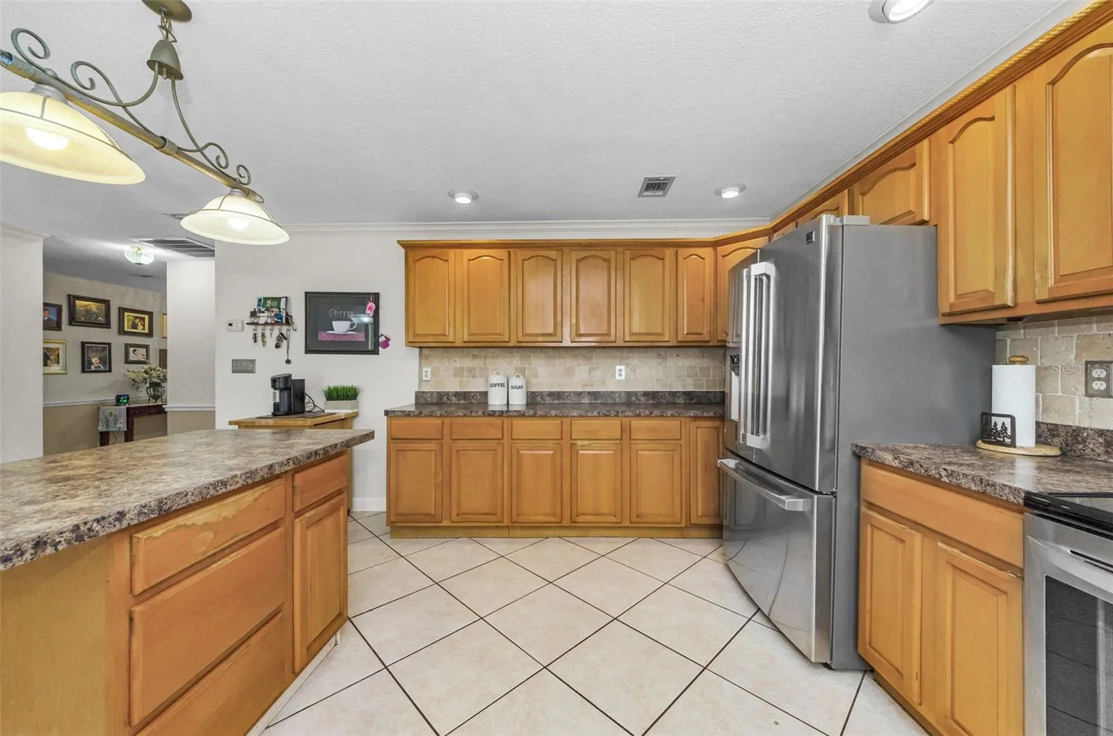 8329 BROKEN WILLOW LN