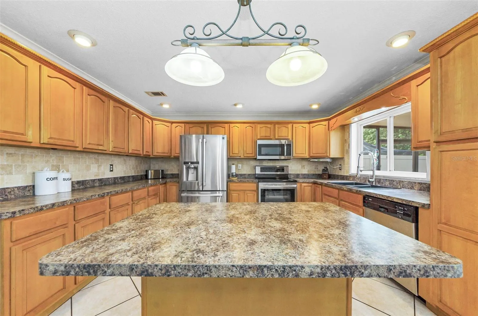 8329 BROKEN WILLOW LN