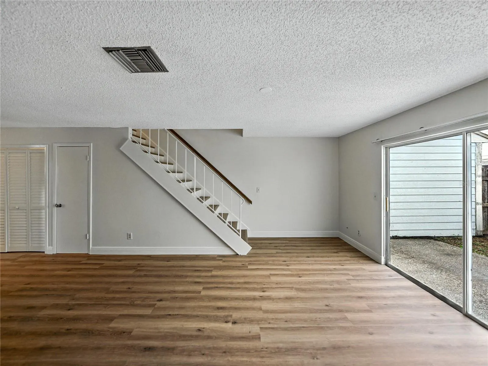 1816 MILL RUN CIR
