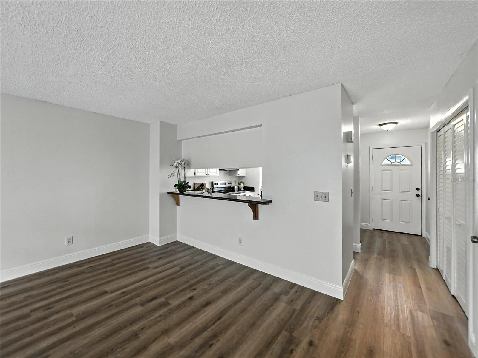 1816 MILL RUN CIR