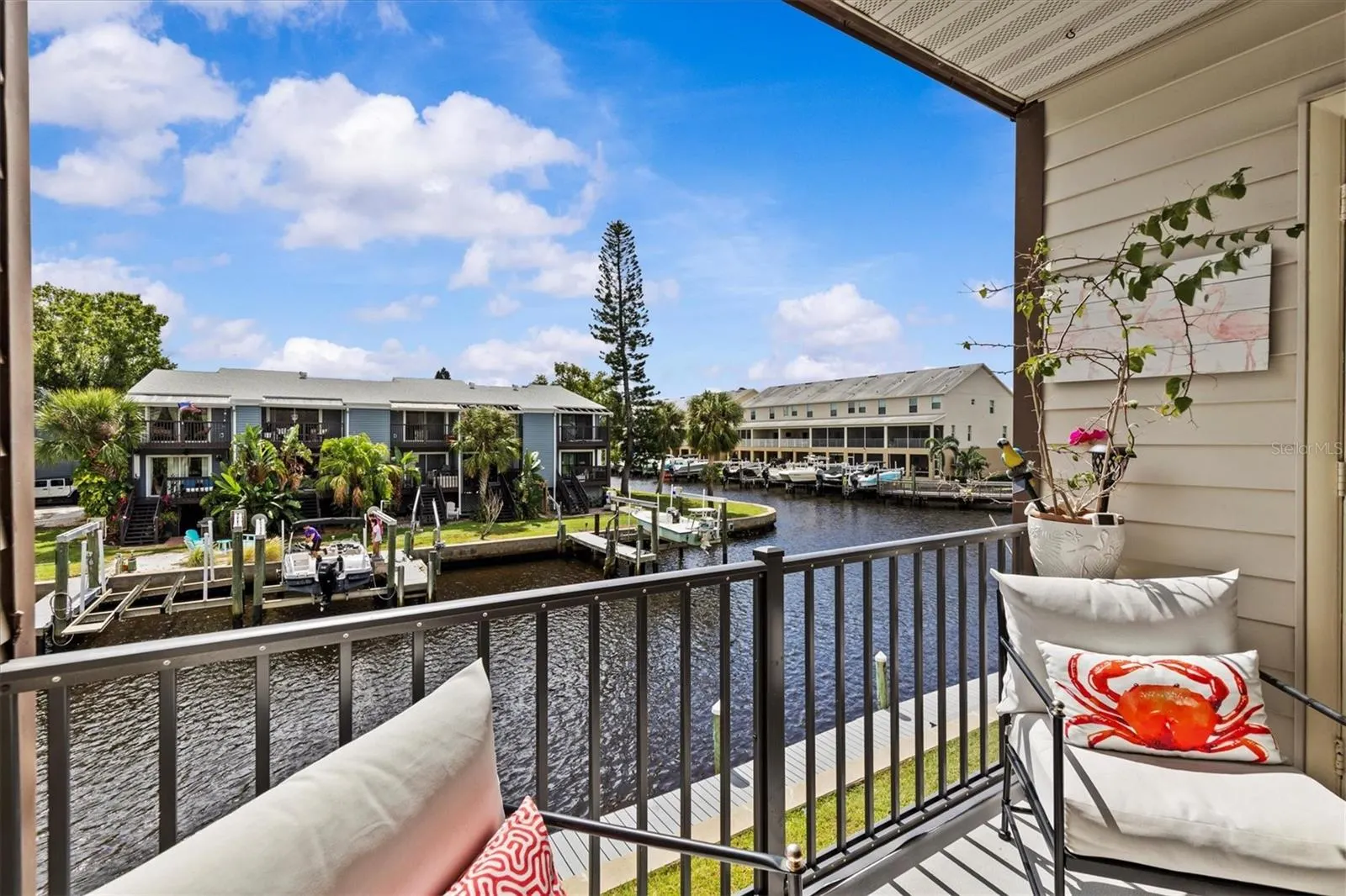 388 MOORINGS COVE DR #6E, #6E