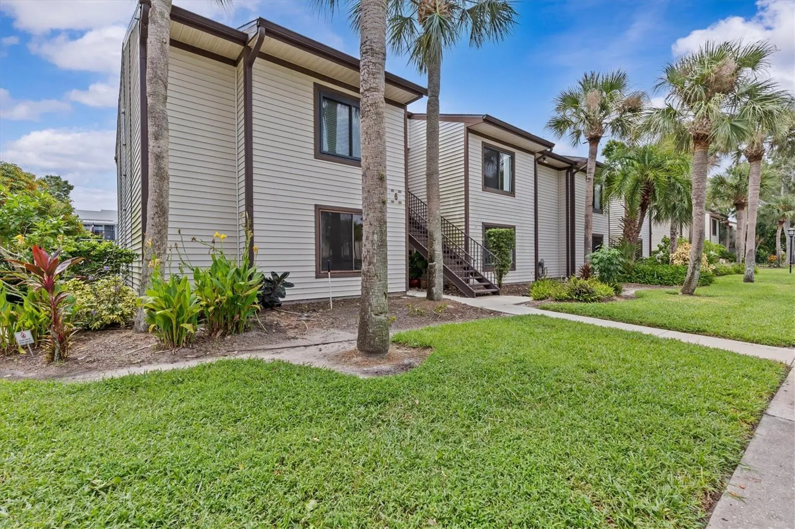 388 MOORINGS COVE DR #6E, #6E