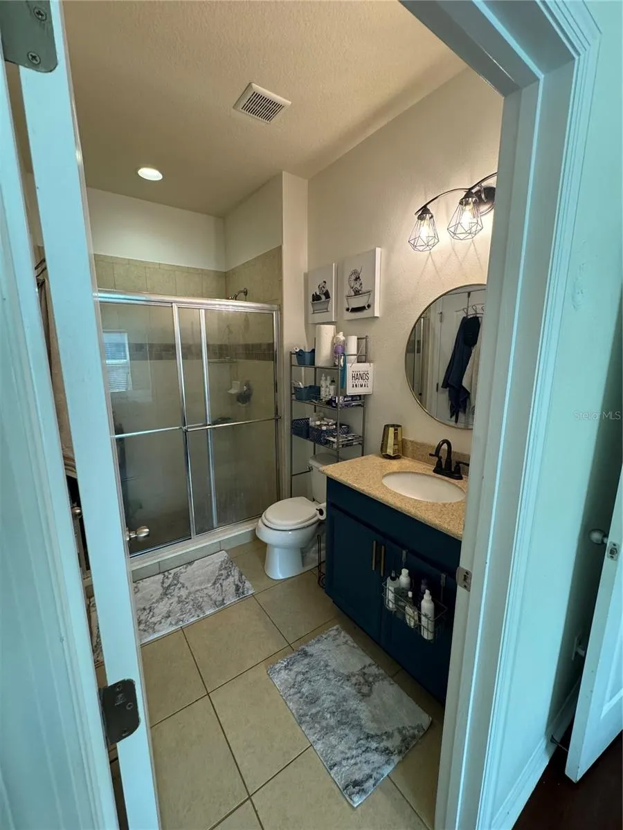 525 WATERSIDE POINTE DR
