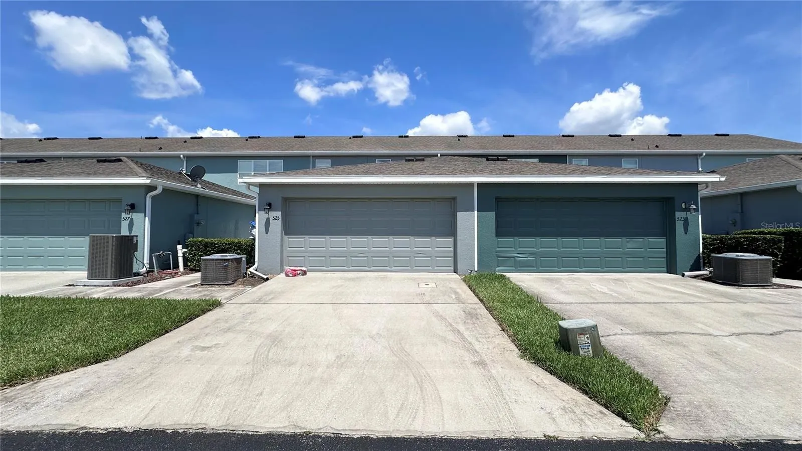 525 WATERSIDE POINTE DR