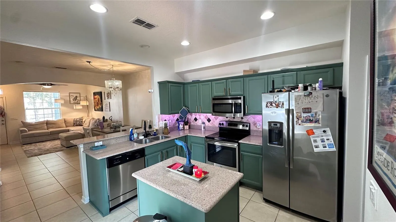 525 WATERSIDE POINTE DR
