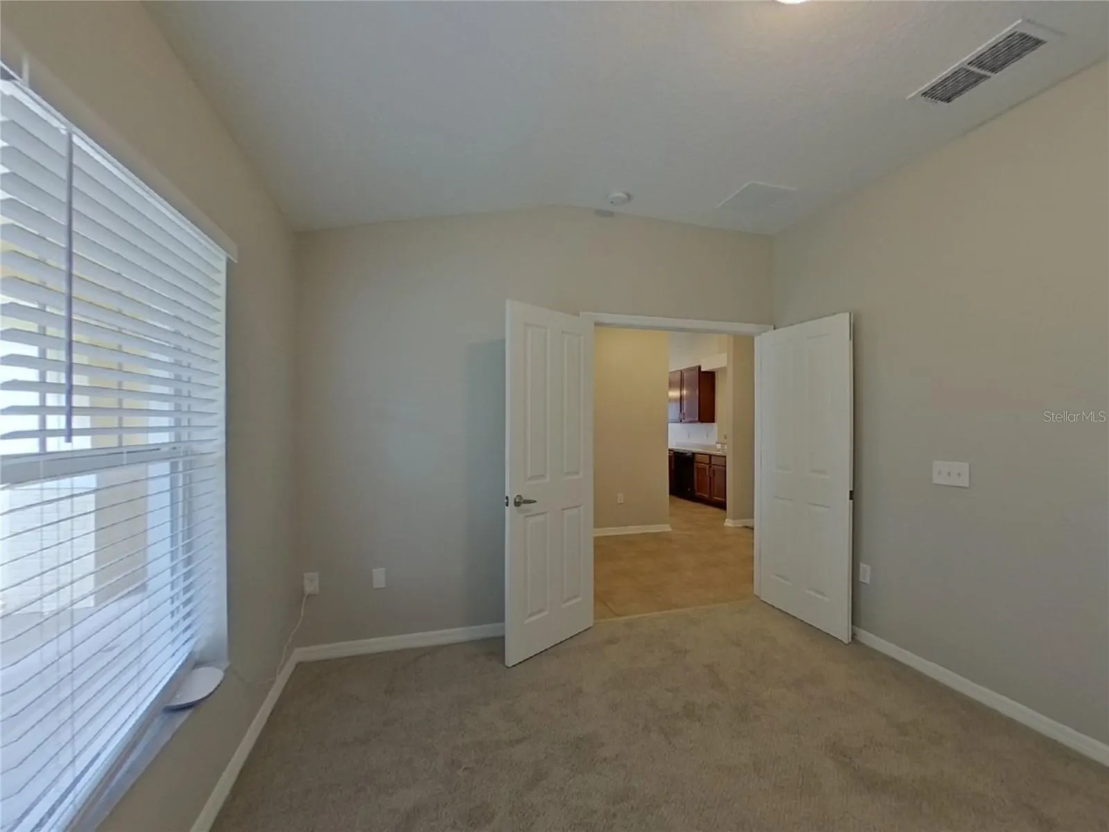2420 DEER CREEK BLVD