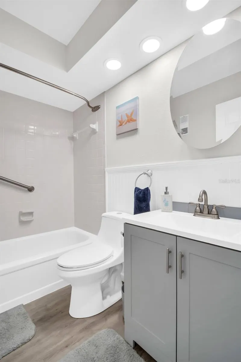 2700 NEBRASKA AVE #2-203, #2-203