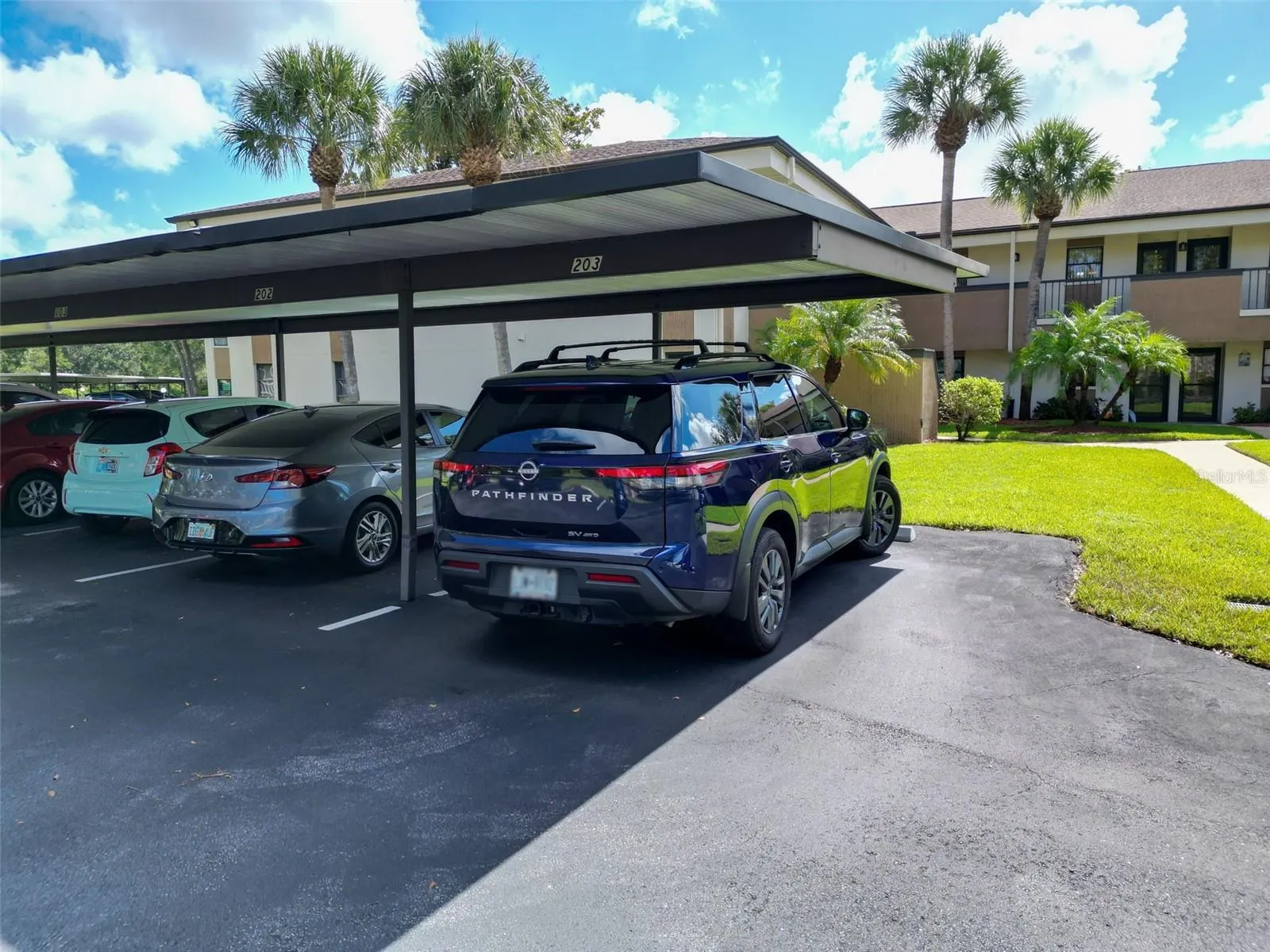 2700 NEBRASKA AVE #2-203, #2-203