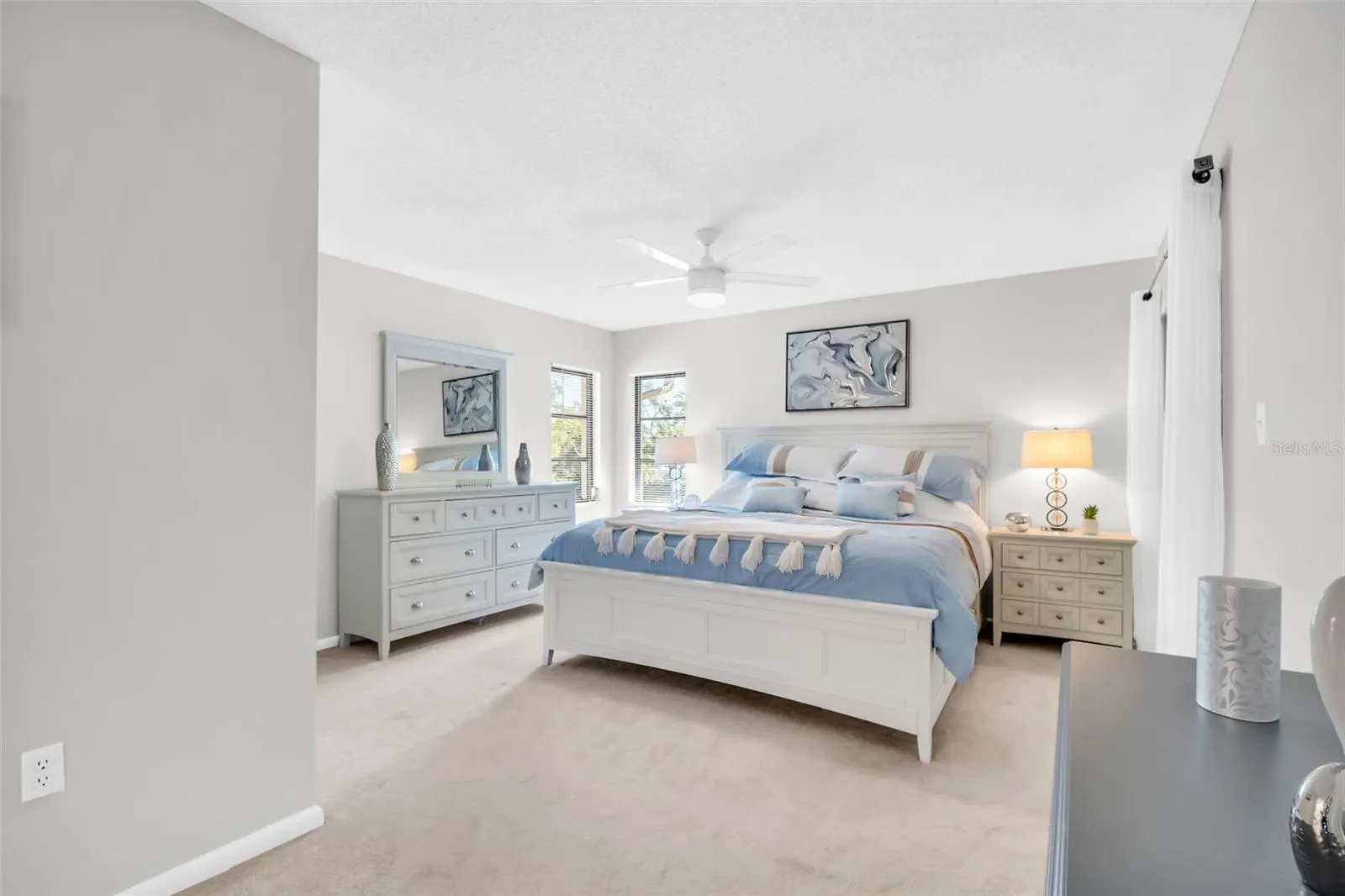 2700 NEBRASKA AVE #2-203, #2-203