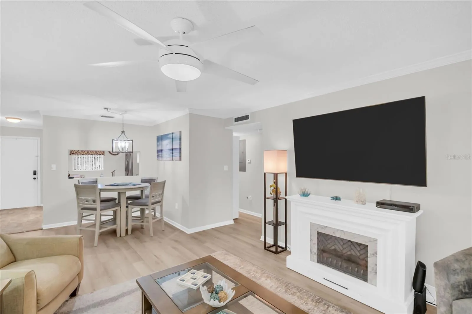 2700 NEBRASKA AVE #2-203, #2-203