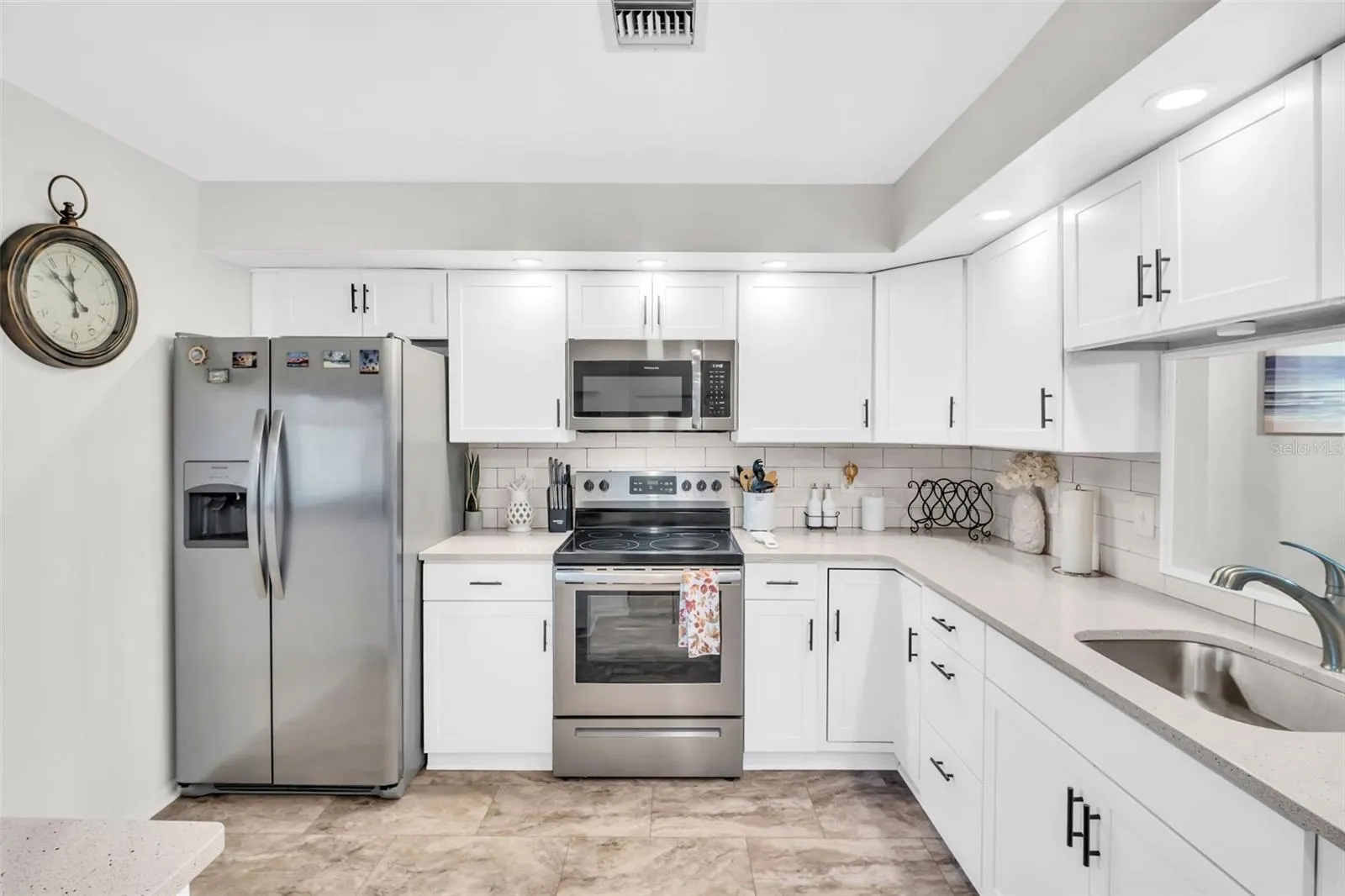 2700 NEBRASKA AVE #2-203, #2-203