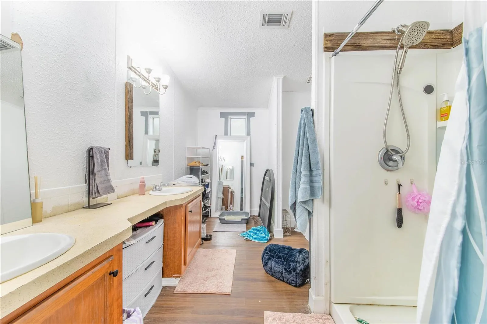 2852 TOM BREWER LN