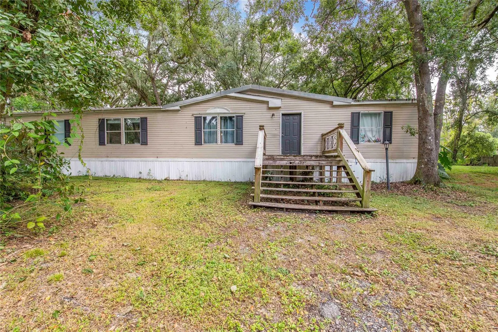 2852 TOM BREWER LN