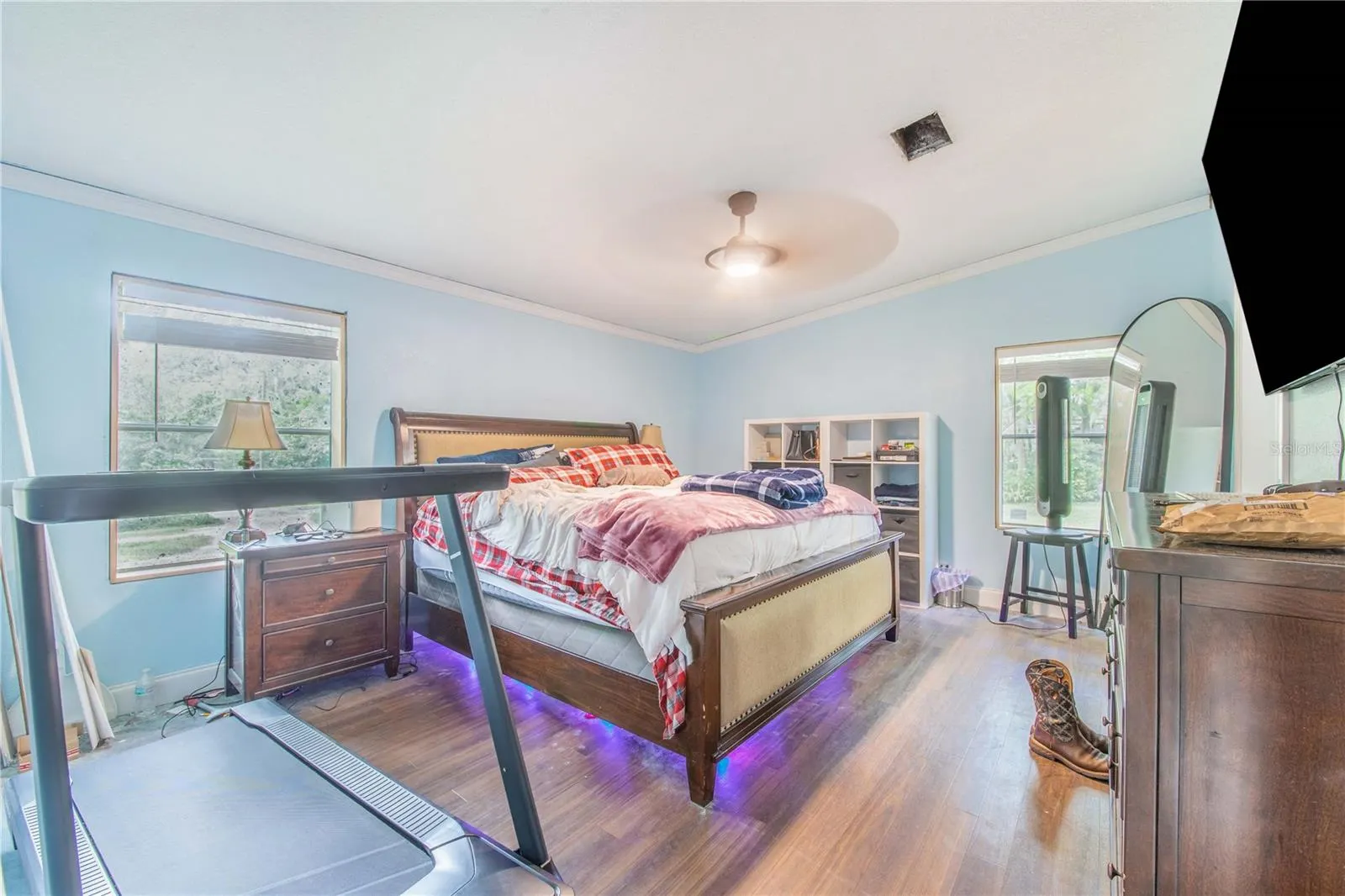 2852 TOM BREWER LN