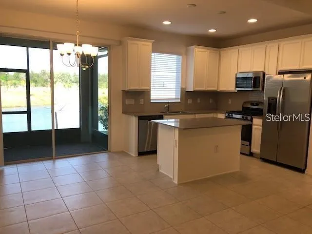 6208 CAMINO DR