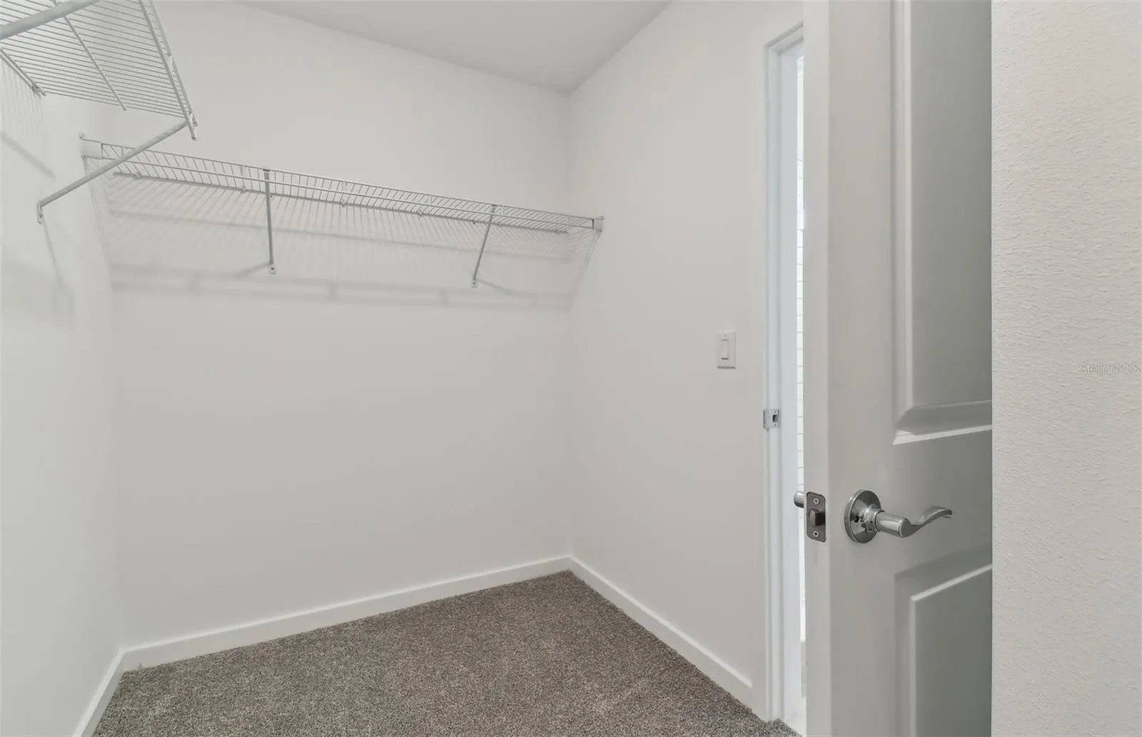 3759 HORNBEAM RD