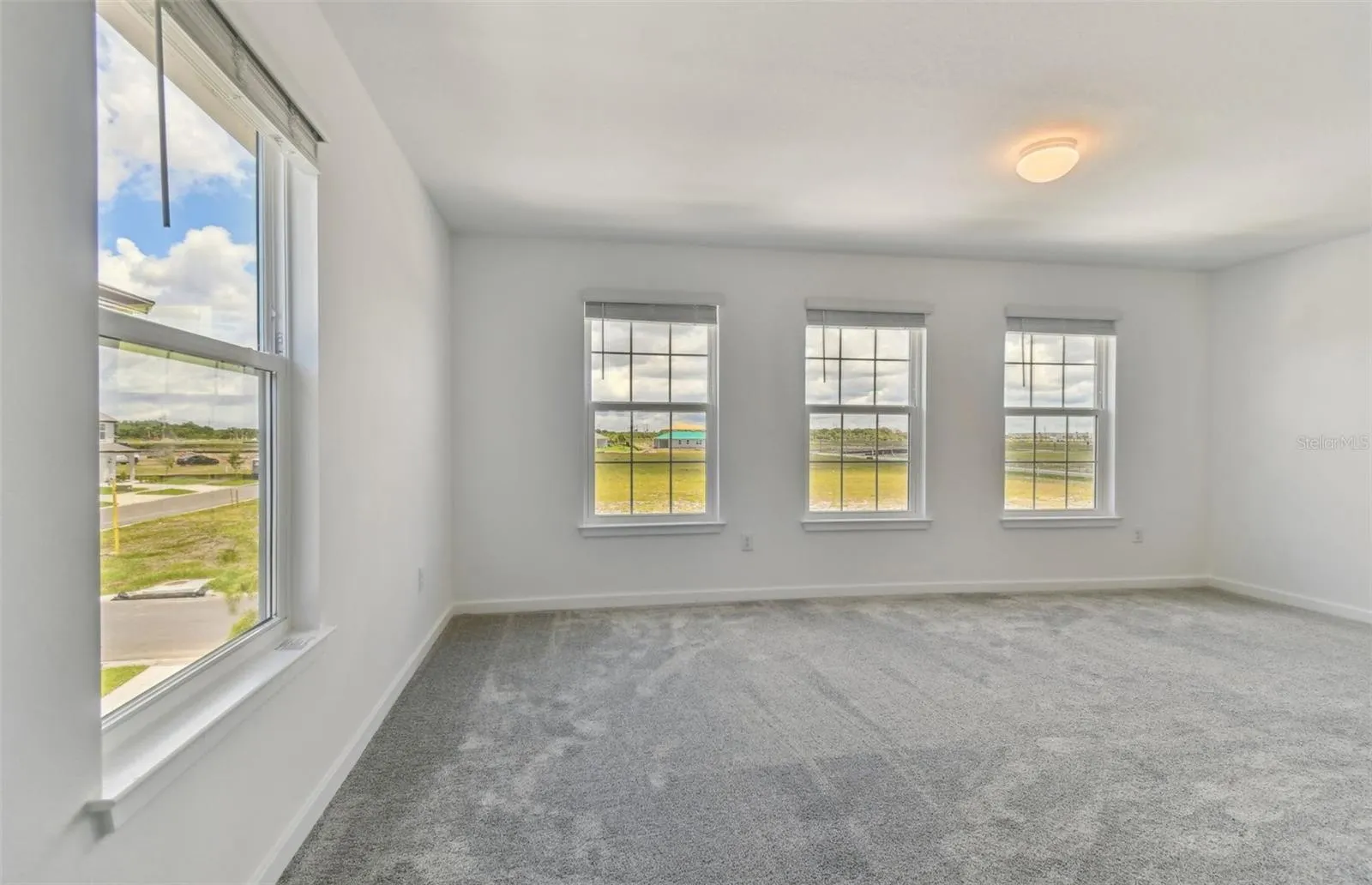 3759 HORNBEAM RD