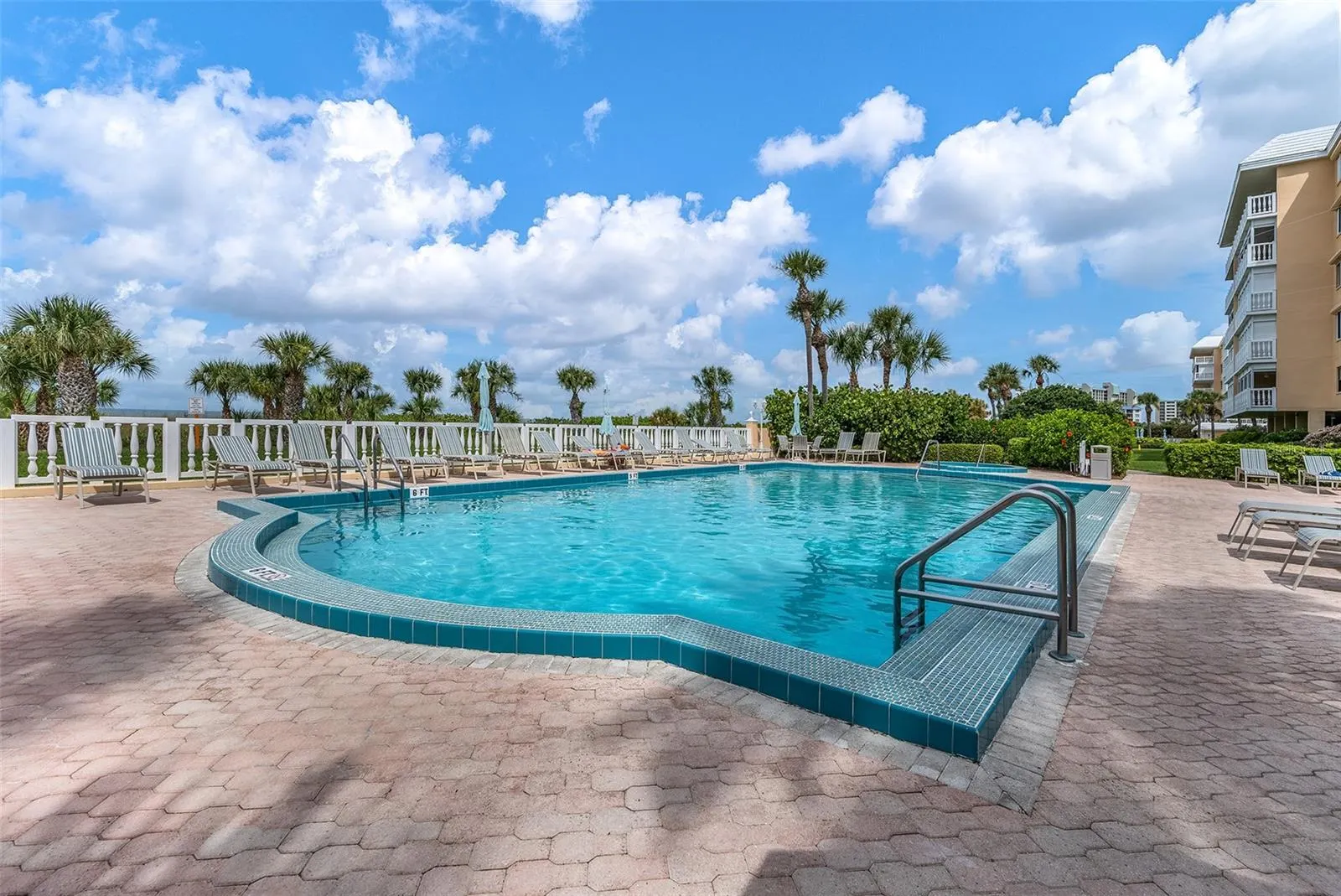 6500 SUNSET WAY #308, #308