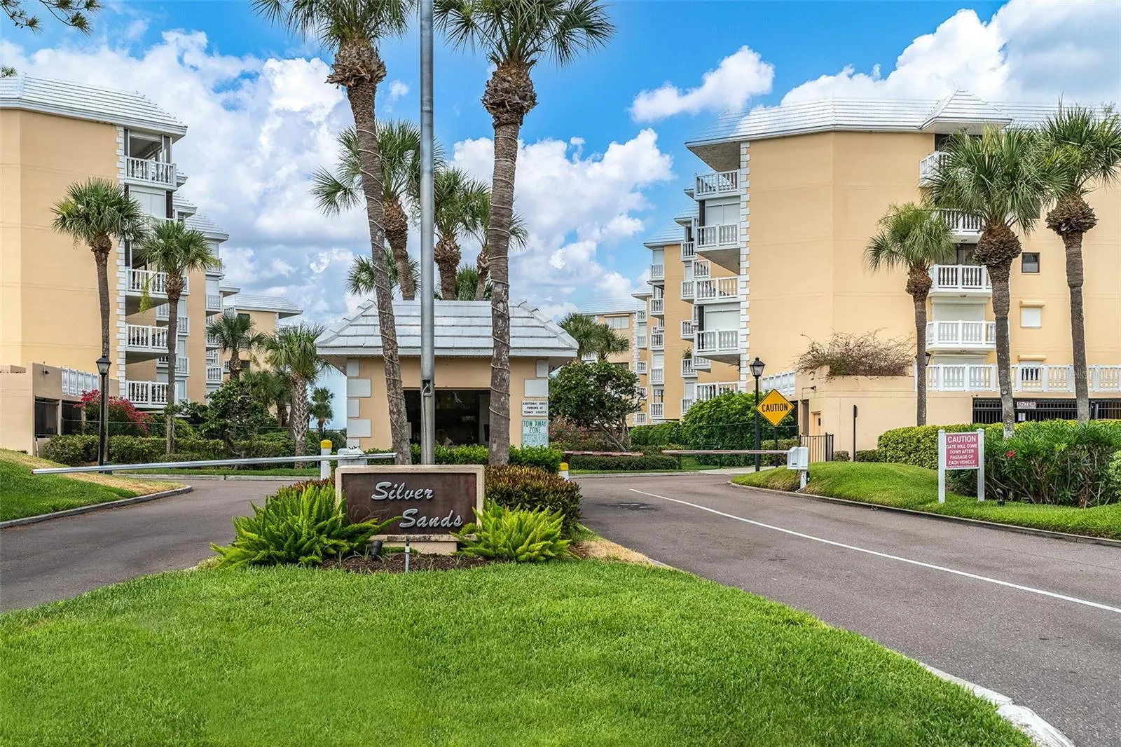 6500 SUNSET WAY #308, #308