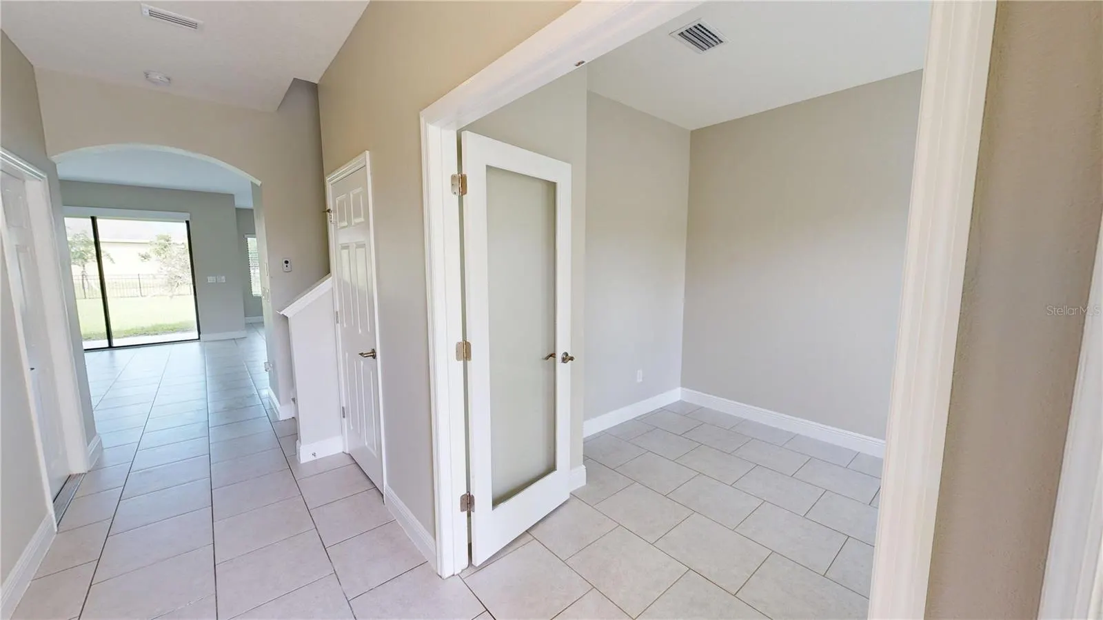 6207 COLMAR PL
