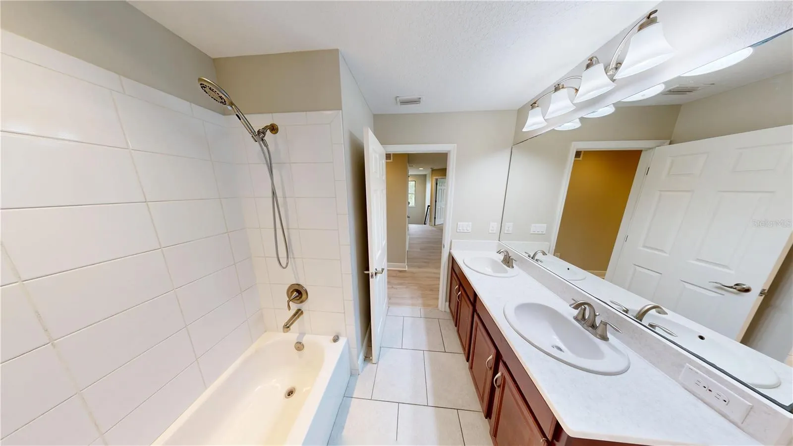 6207 COLMAR PL
