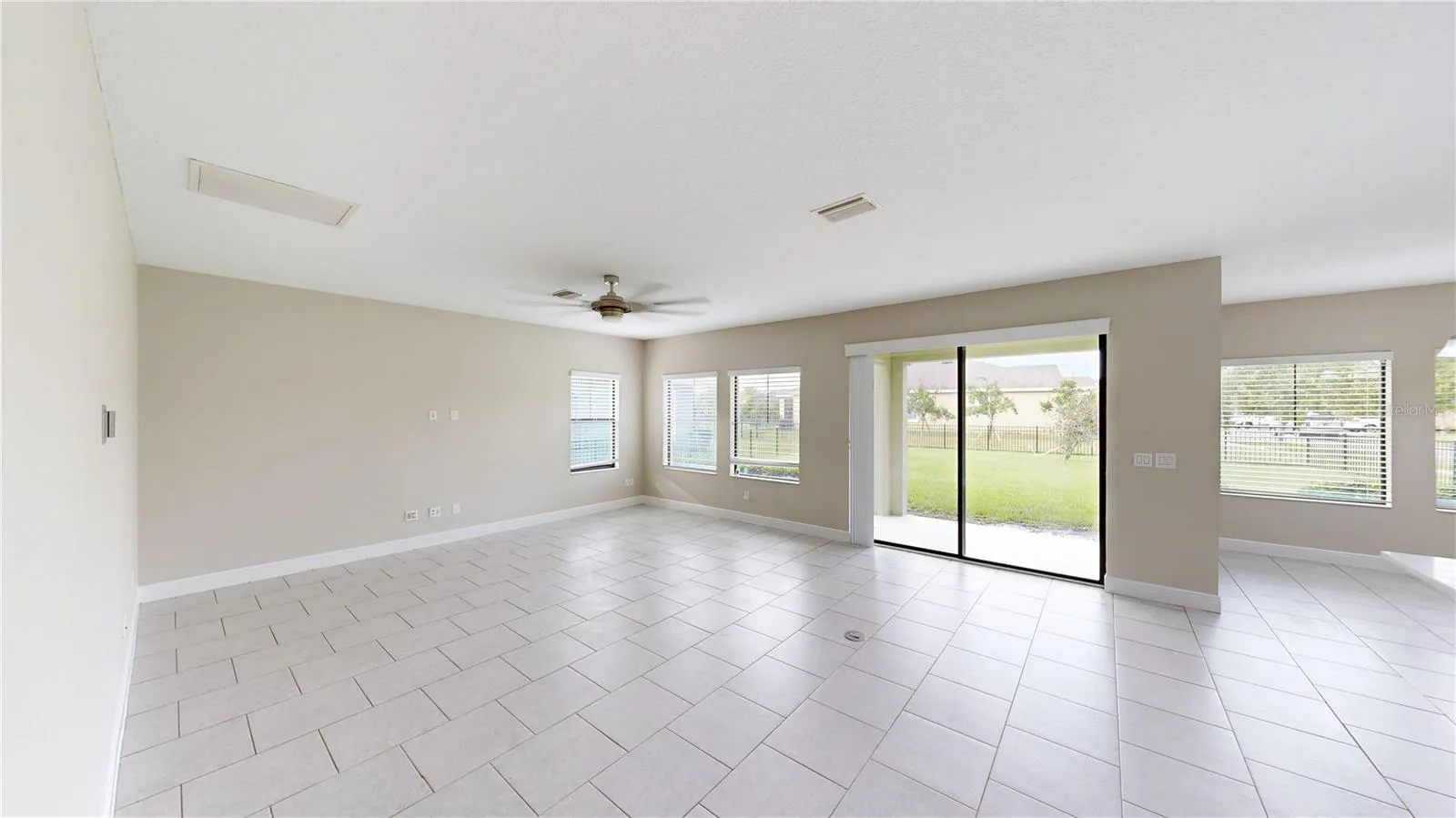 6207 COLMAR PL
